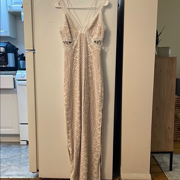 Guess Gianna White Lace Overlay Maxi Dress Cut Out Sleeveless Slit Wedding Small - Picture 4 of 13